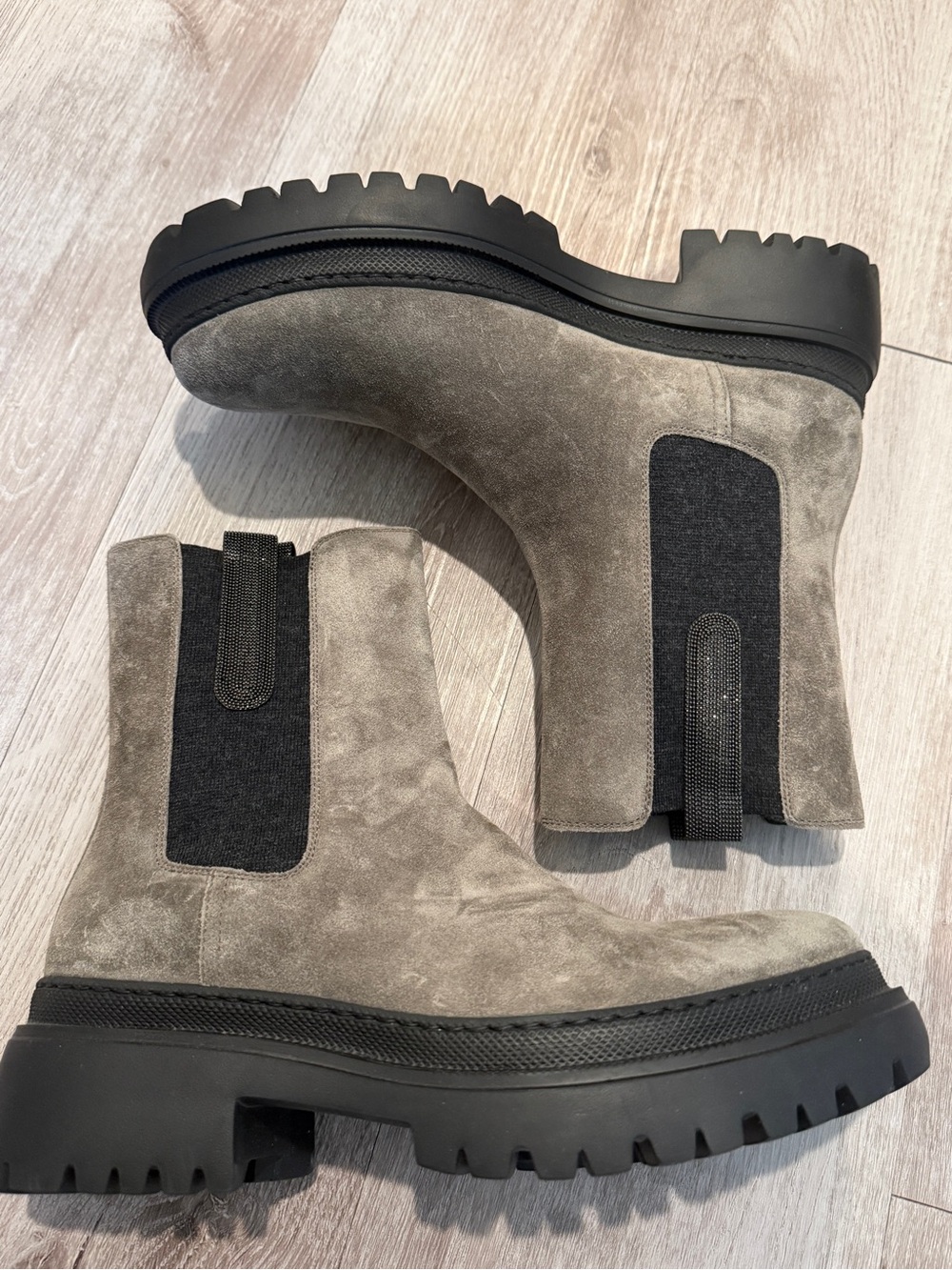 Brunello Cucinelli Monili Suede Chelsea Boots Women’s Sz 39 NEW!